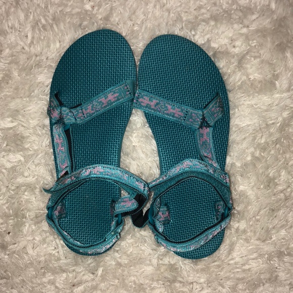 Teva Shoes - Lizard Tevas